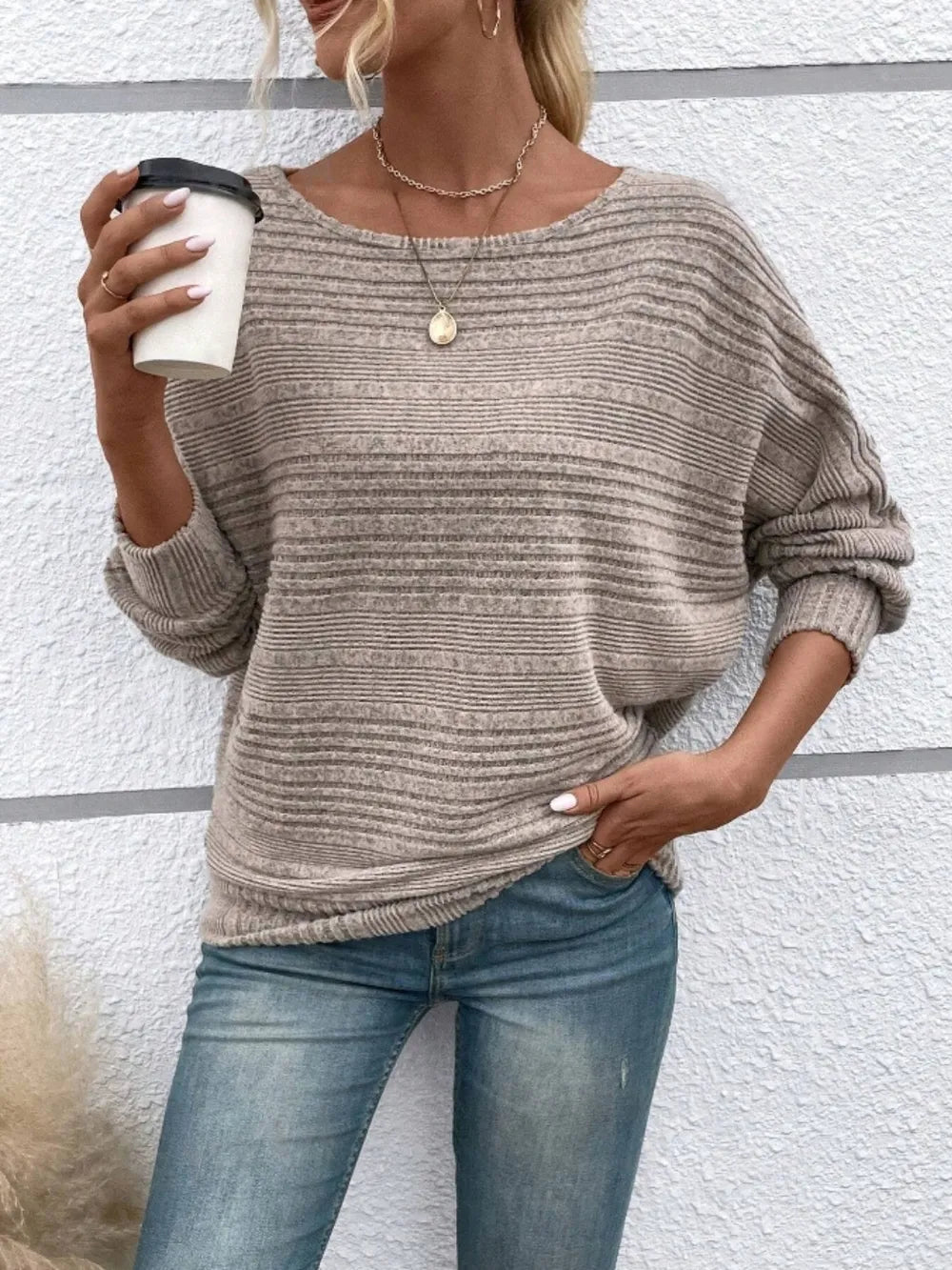 Cute and Casual Round Neck Sweater - Oh she Rose