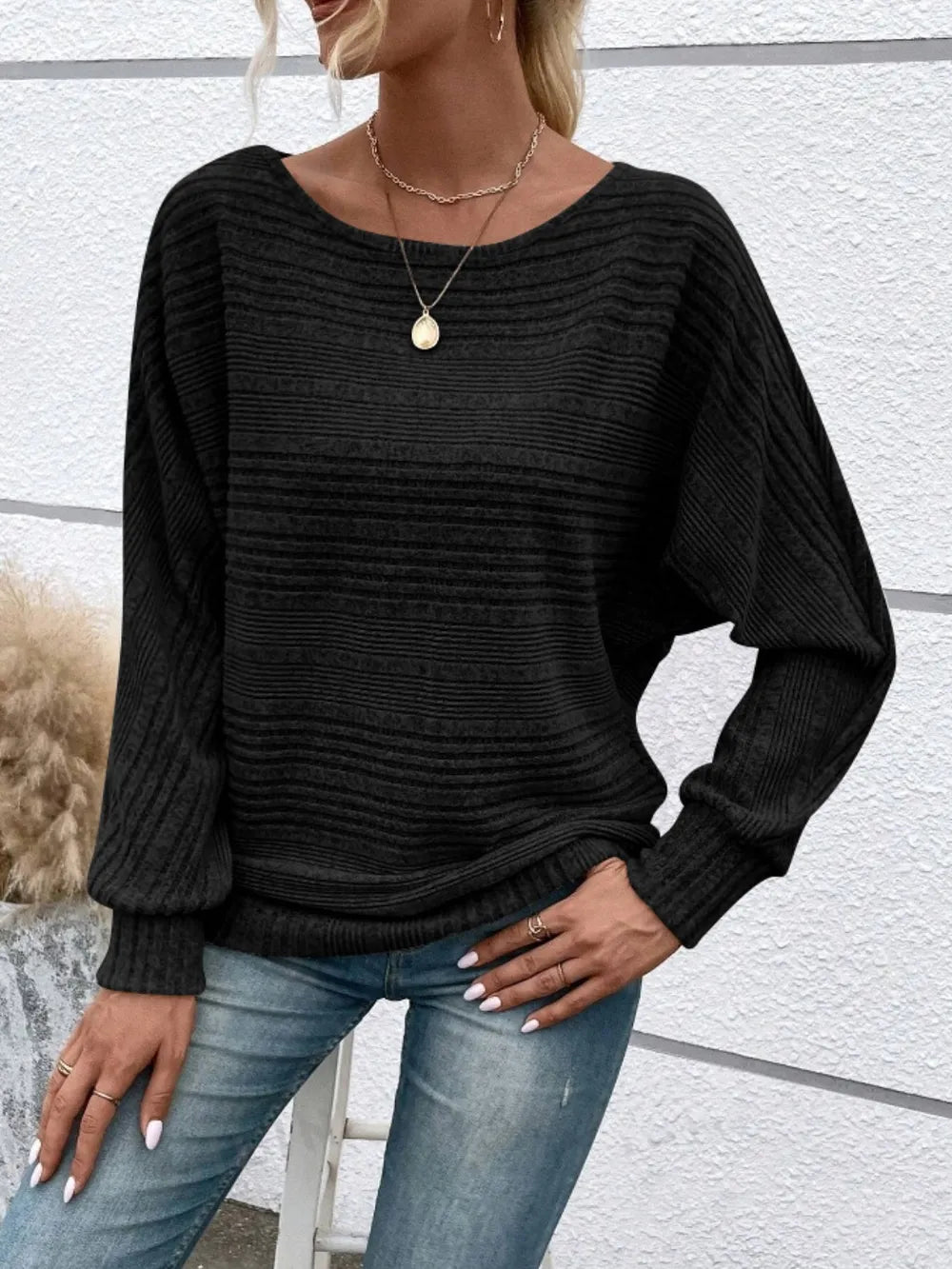 Cute and Casual Round Neck Sweater - Oh she Rose