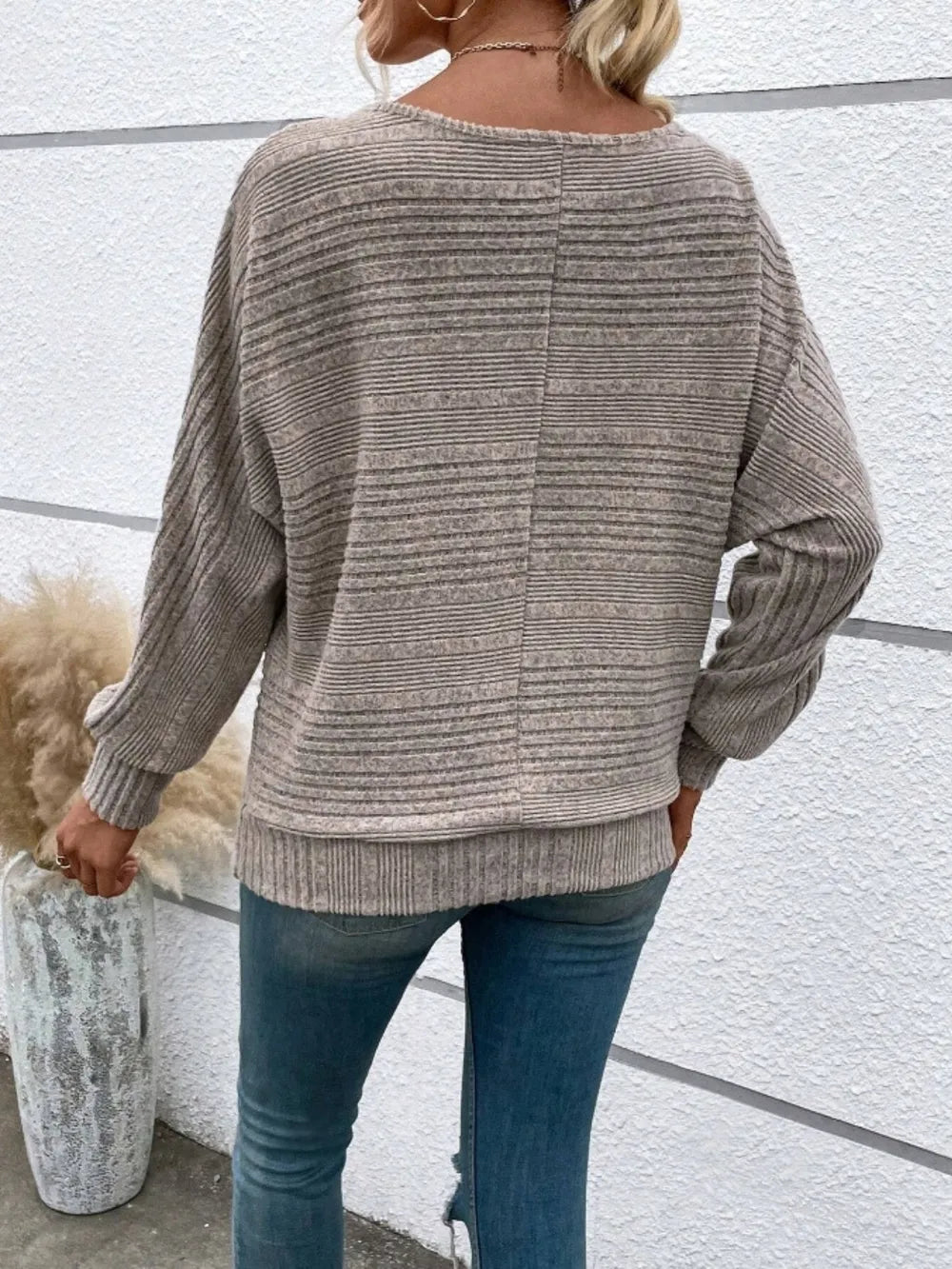 Cute and Casual Round Neck Sweater - Oh she Rose