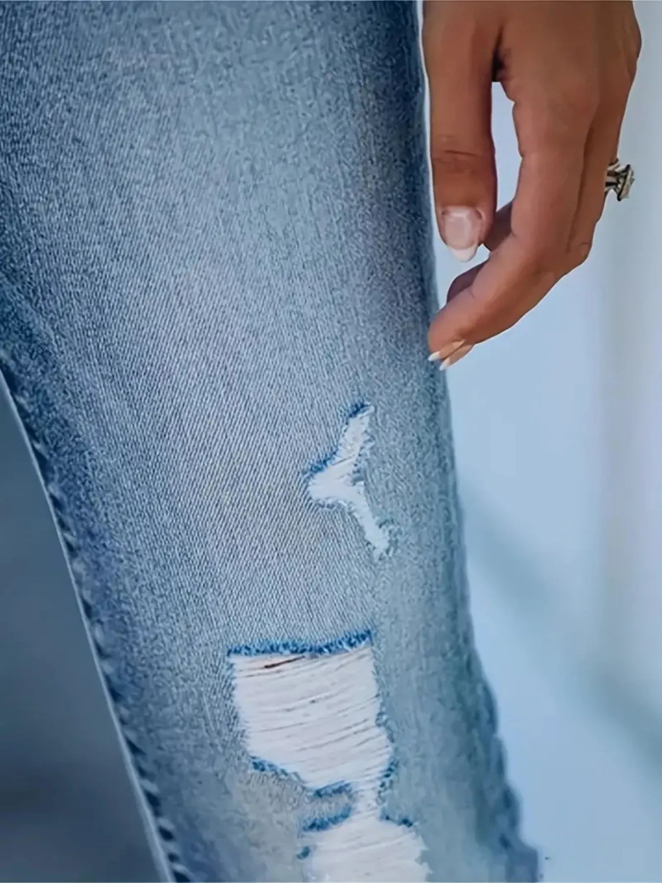 Distressed High - Waisted Skinny Jeans - Oh she Rose