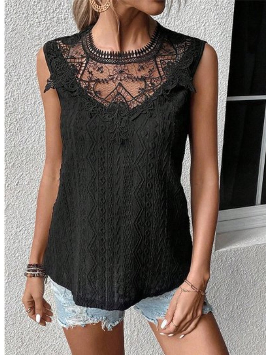 Lace Eyelet Sleeveless Top - Oh she Rose