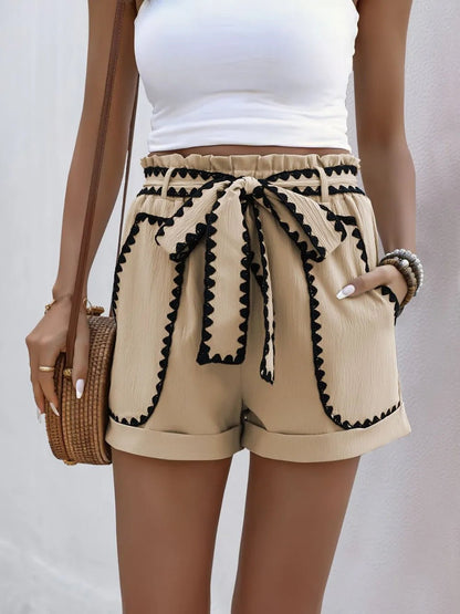Chic Vibes Contrast Trim Shorts - Oh she Rose